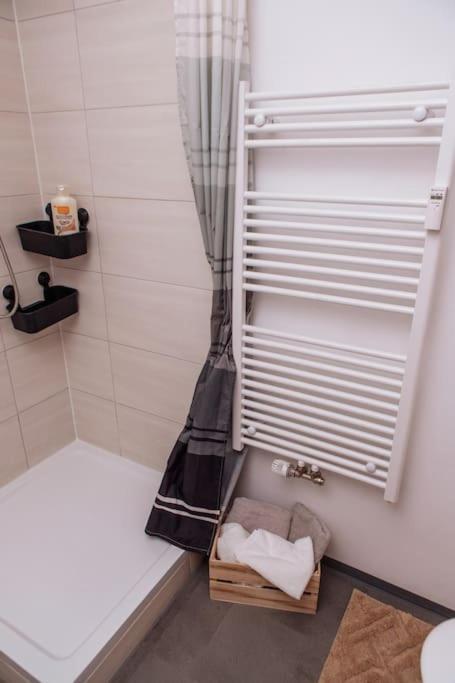 Sunny & Cozy - Netflix - Wifi - City - 4 Person Essen Exterior foto